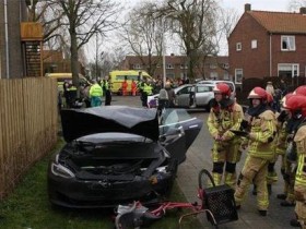 荷兰特斯拉Model S发生事故 被报与Autopilot相关