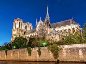 双语阅读:巴黎圣母院为修缮寻求捐助